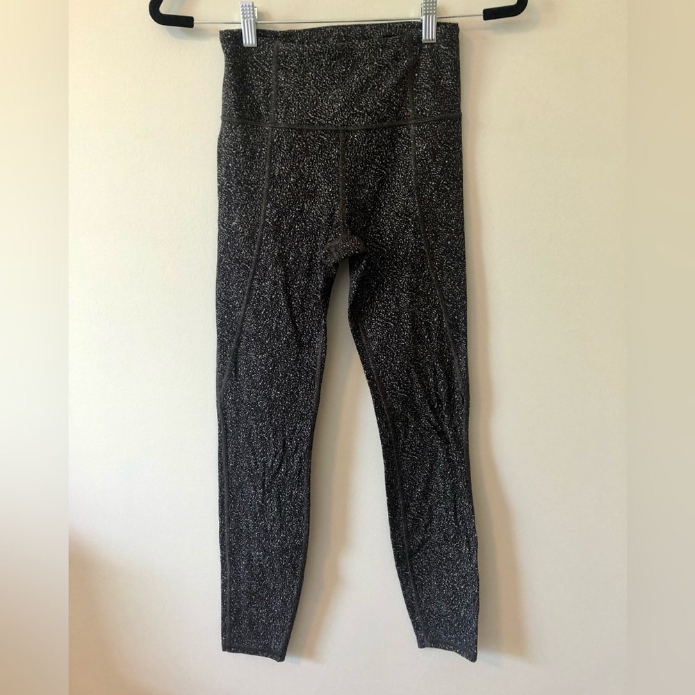 Athleta Lightning Static 7/8 Tight in Black/White